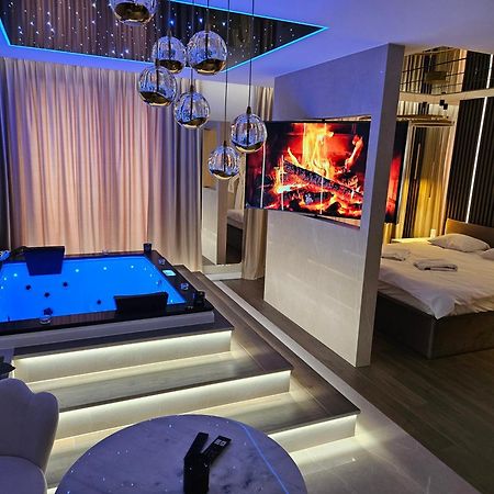 Masarska 8 Vip Apartamenty Jacuzzi Krakow Luaran gambar