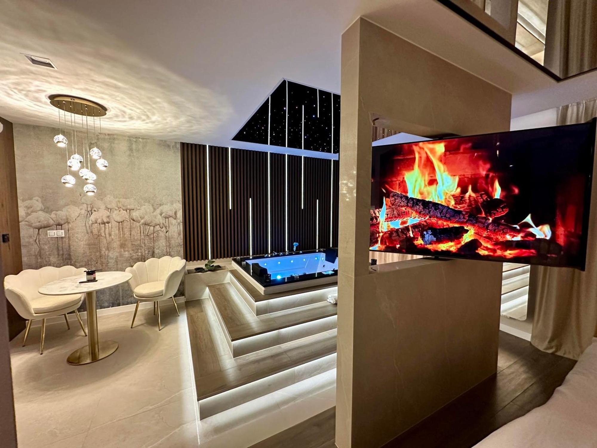 Masarska 8 Vip Apartamenty Jacuzzi Krakow Luaran gambar