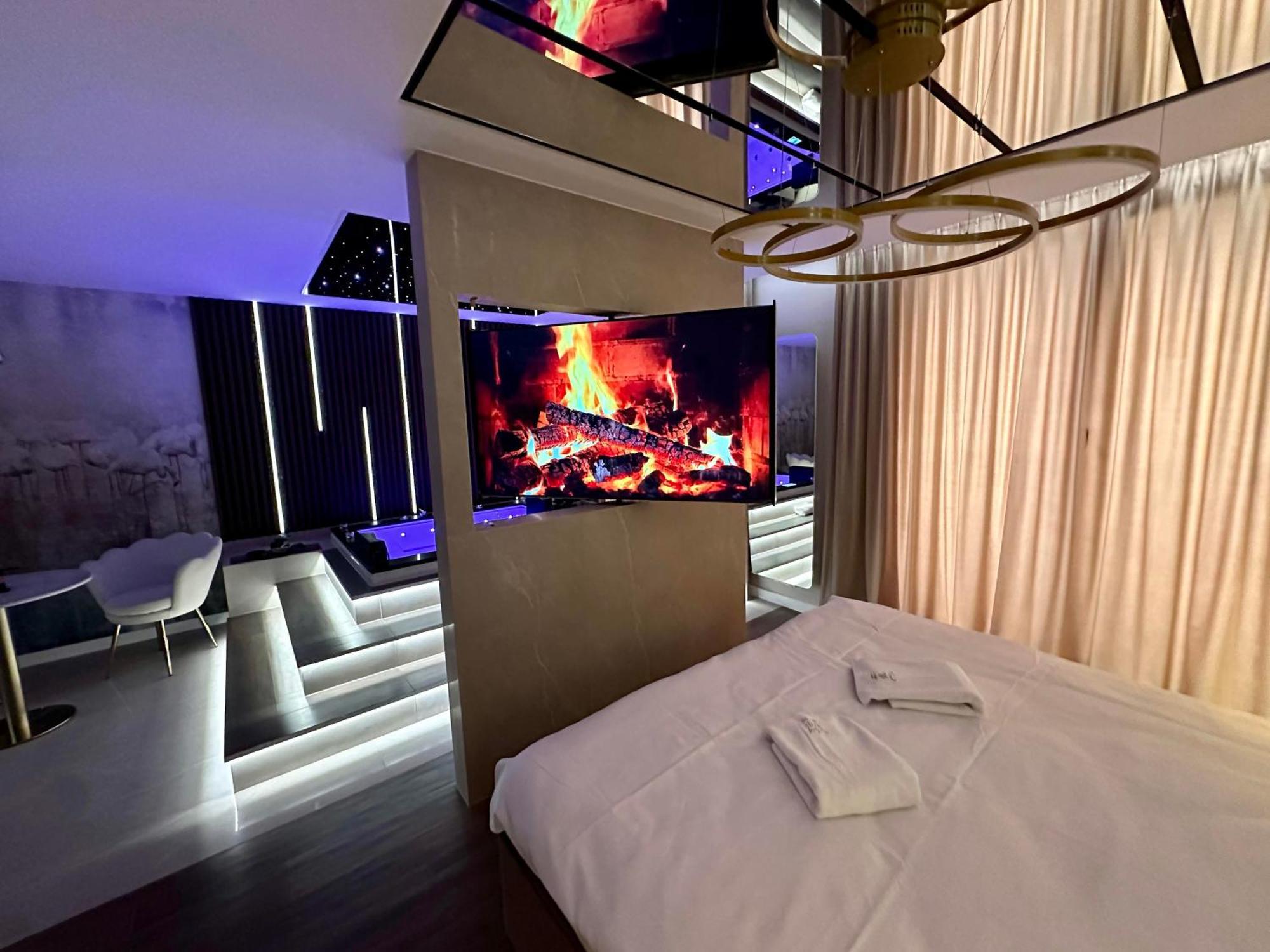 Masarska 8 Vip Apartamenty Jacuzzi Krakow Luaran gambar