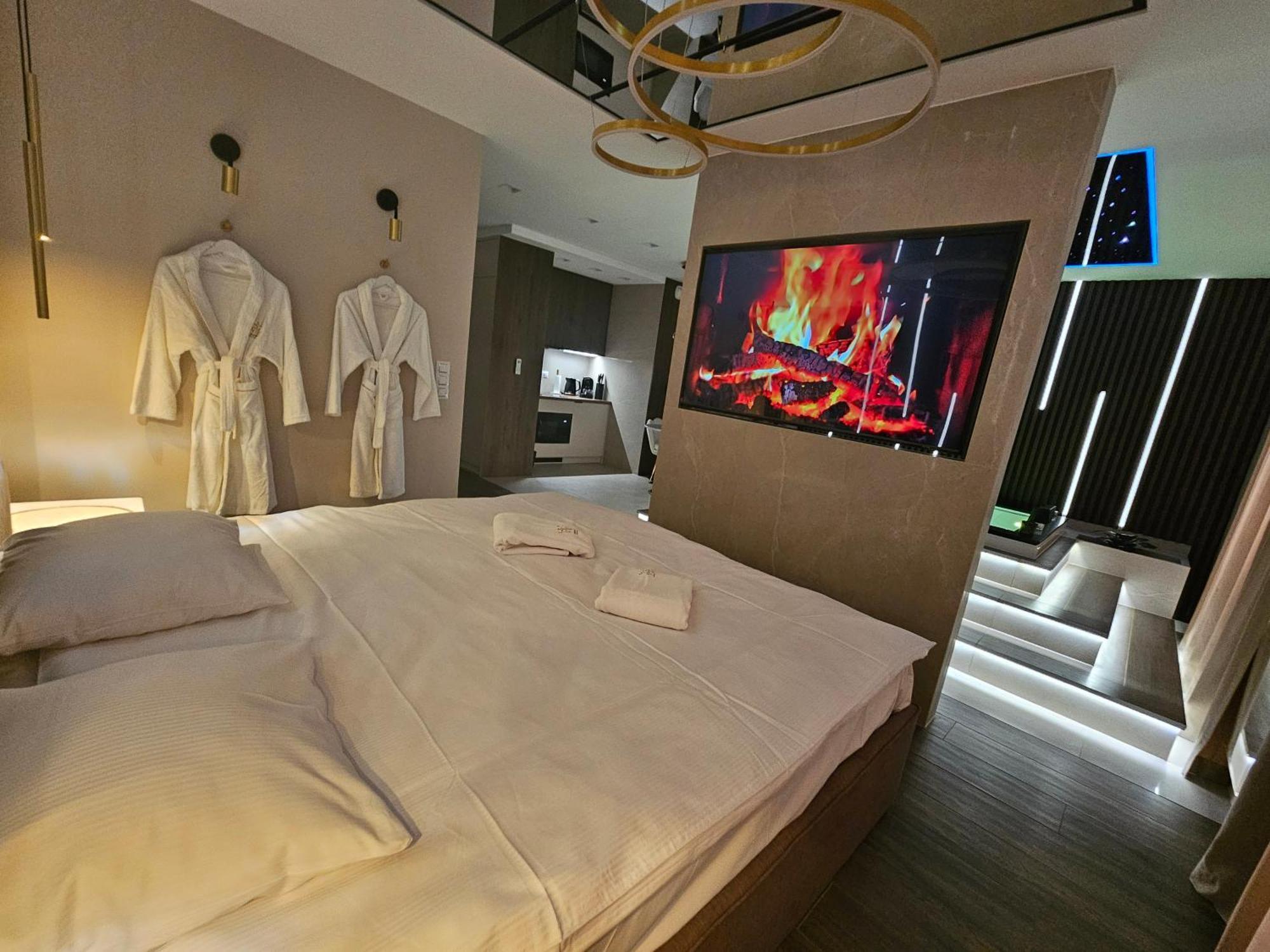 Masarska 8 Vip Apartamenty Jacuzzi Krakow Luaran gambar