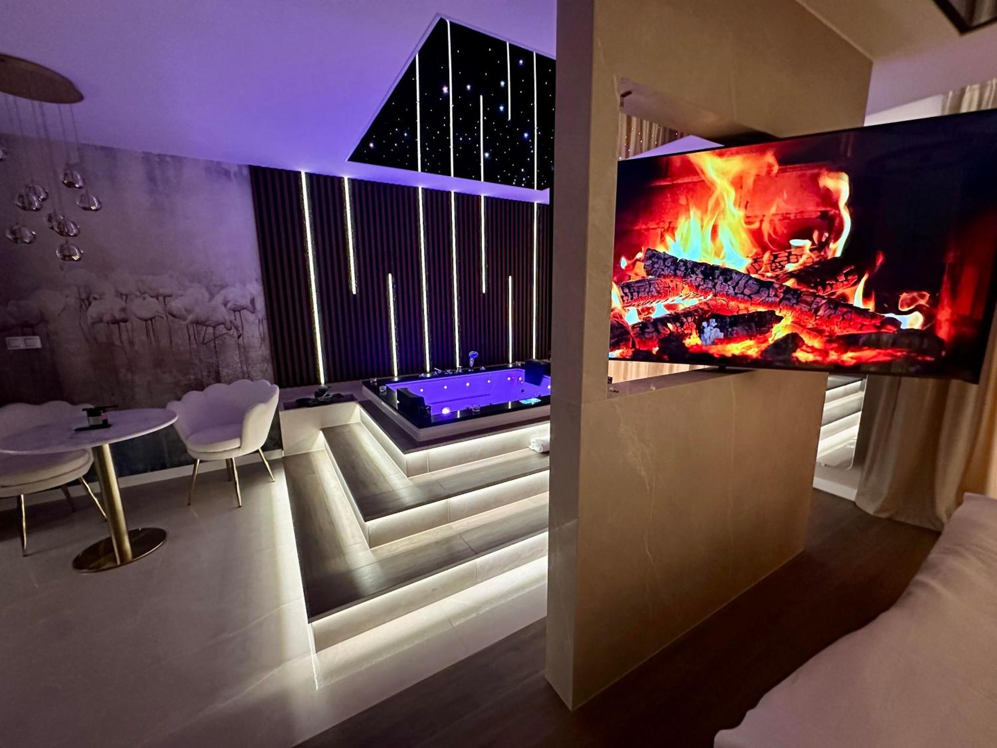 Masarska 8 Vip Apartamenty Jacuzzi Krakow Luaran gambar